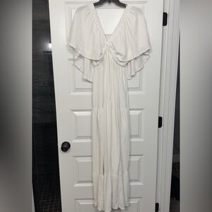 Elegant White Maxi Dress